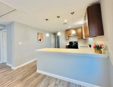 6502 Sidney St, Houston, TX 77021 - photo 6