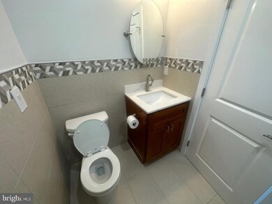 1716 W Oxford St unit 1, Philadelphia, PA 19121 - photo 3