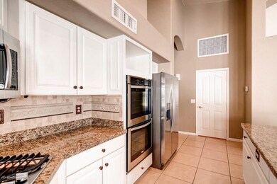 12418 W Lewis Avenue Avondale-large-008-