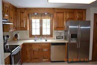 42 Davis St, Northborough, MA 01532 - photo 7