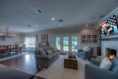 008_Living and Dining Room
