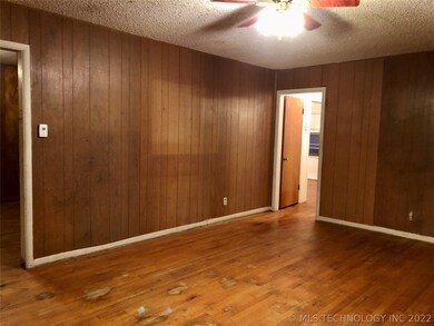 720 W 20th St, Ada, OK 74820 - photo 7