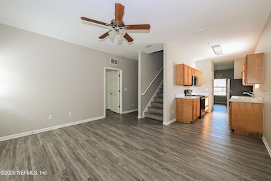 004-photo-living-room-14836613