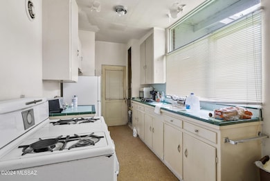 Unit 1 Kitchen