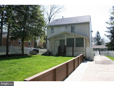 508 W Maple Ave, Laurel Springs, NJ 08021 - photo 4