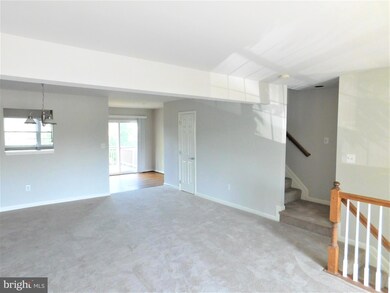5796 Rock Spray Ct, Frederick, MD 21703 - photo 4