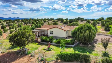 850 W Valleri Ann Rd, Paulden, AZ 86334 - photo 5