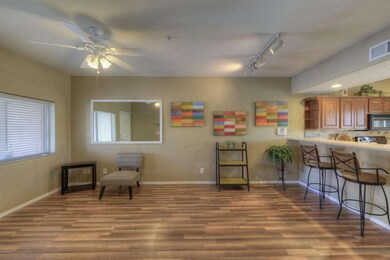 005_Living - Breakfast Bar