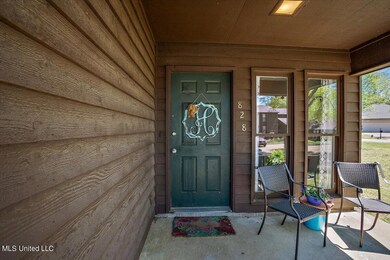 04-828 Planters Pointe Dr.