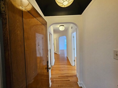 5503 N Campbell Ave unit 1, Chicago, IL 60625 - photo 2