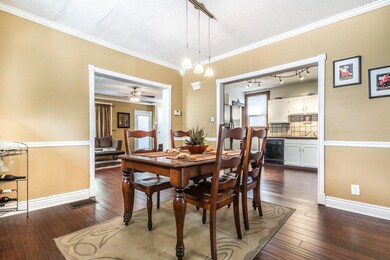 365 Mithoff St19