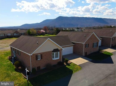 23 Logan Cir, Strasburg, VA 22657 - photo 2