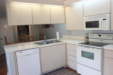 31 Clinton Ct unit B, Royal Palm Beach, FL 33411 - photo 7