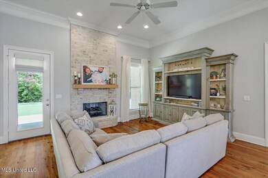 06-630 Macbeth St