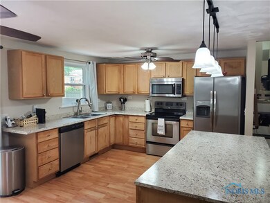 kitchen to Living Room