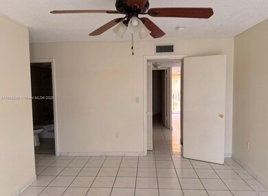 1900 W 54th St unit 320, Hialeah, FL 33012 - photo 6