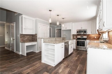 342 Gleneagles Rd W, Statesville, NC 28625 - photo 6