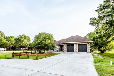 22 Wildwood Lake Dr, Huntsville, TX 77340 - photo 6