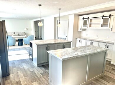 RV-221 Kitchen 6