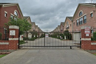 650 Westcross St unit 72, Houston, TX 77018 - photo 2