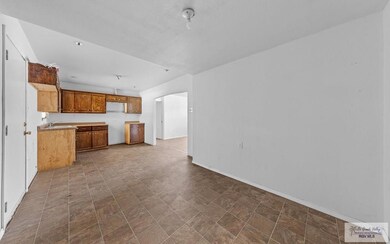 2443 E Harrison St unit 8 & 9, Brownsville, TX 78520 - photo 6