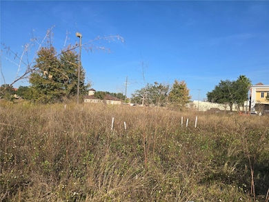 821 Retreat Blvd unit 102, Davenport, FL 33897 - photo 2