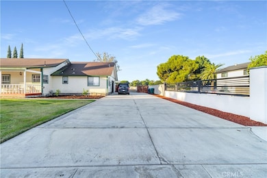 2572 Harrison St, Riverside, CA 92503 - photo 4
