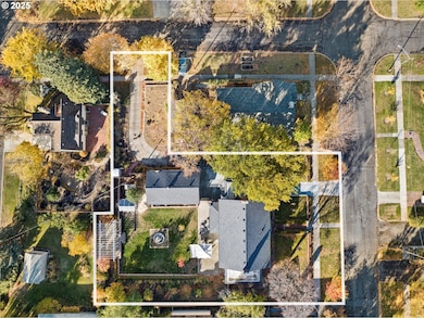 1504 1st St, La Grande, OR 97850 - photo 4