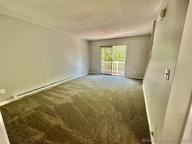 152 Lincoln St unit 19, Waterbury, CT 06710 - photo 6