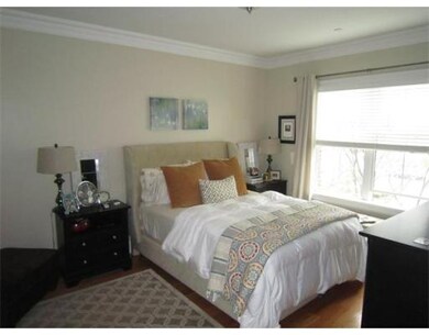 20 Englewood Ave unit 305, Brookline, MA 02445 - photo 5