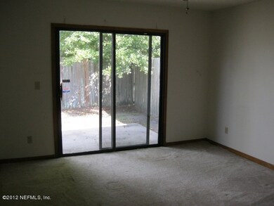 4341 Melissa Ct W, Jacksonville, FL 32210 - photo 6