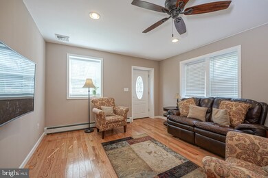 319 Fountain Ave, Burlington, NJ 08016 - photo 4