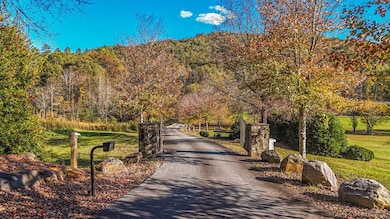 2887 Tessentee Rd, Franklin, NC 28734 - photo 4