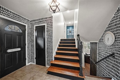 10432 Indiana Ave, Kansas City, MO 64137 - photo 4