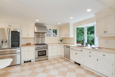 10 Fairfield Ave unit A, Old Greenwich, CT 06870 - photo 6