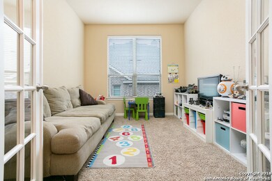 25714 Thomas Oaks, San Antonio, TX 78261 - photo 6