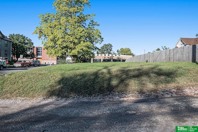 1473 S 16 St, Omaha, NE 68108 - photo 2