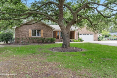 827VillagePointRd - 2