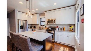 5105 W Nelson St, Chicago, IL 60641 - photo 3