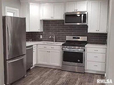 5206 Brown St, Davenport, IA 52806 - photo 4