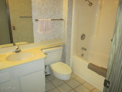 10895 W Buccaneer Dr, Sun City, AZ 85351 - photo 5