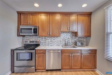 1311 Villa Way unit A, Charlottesville, VA 22903 - photo 4