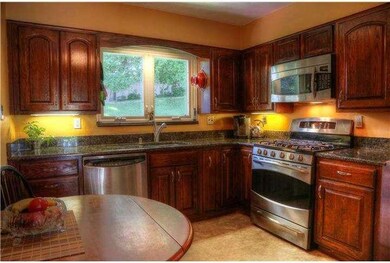 28 Cornell Cir, Broomall, PA 19008 - photo 3