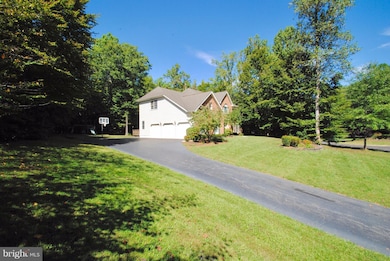 1506 Cheltenham Ct E, Crownsville, MD 21032 - photo 3