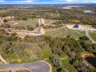 212 Dan Russell Bend, Weatherford, TX 76087 - photo 3