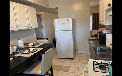 256 Union St unit 2W, Fall River, MA 02721 - photo 3