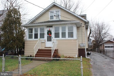 9 W Cedar Ave, Oaklyn, NJ 08107 - photo 2
