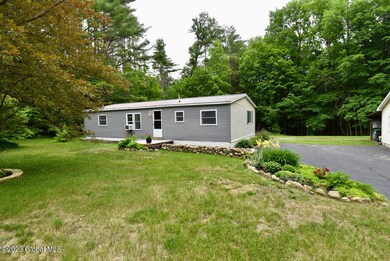 504 Middle Grove Rd, Middle Grove, NY 12850 - photo 2