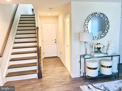 2730 Pinebrook Rd, Landover, MD 20785 - photo 6