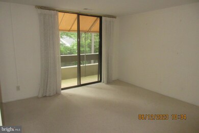 4990 Sentinel Dr, Bethesda, MD 20816 - photo 7